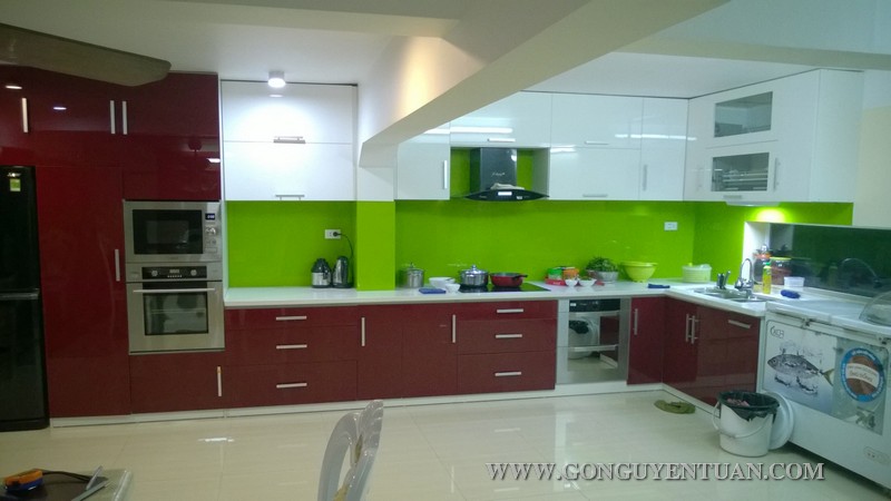 Tủ bếp acrylic sang trọng